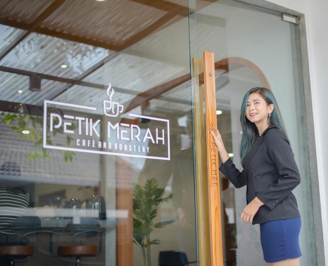 Petik Merah Homestay Pakualaman Exteriör bild