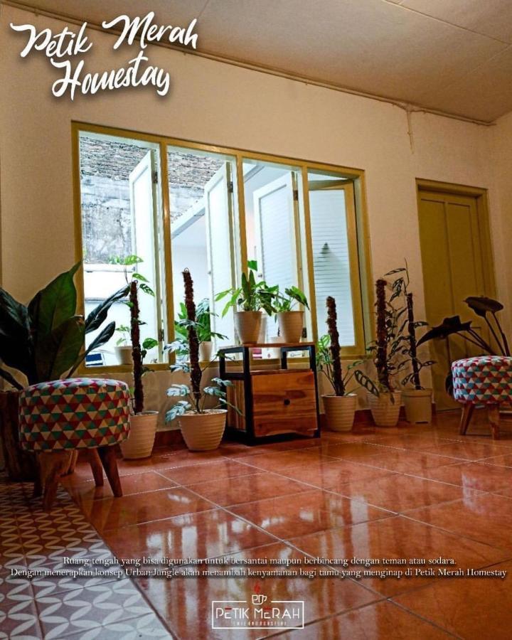 Petik Merah Homestay Pakualaman Exteriör bild